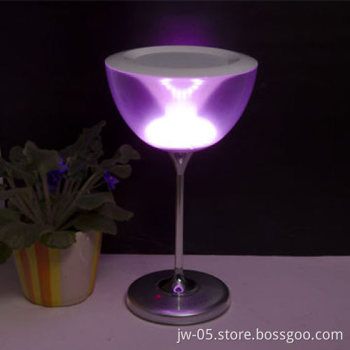 LED Color-changing Table Lamp with Bluetooth Speaker, Sized 137.8 x 243.7mm